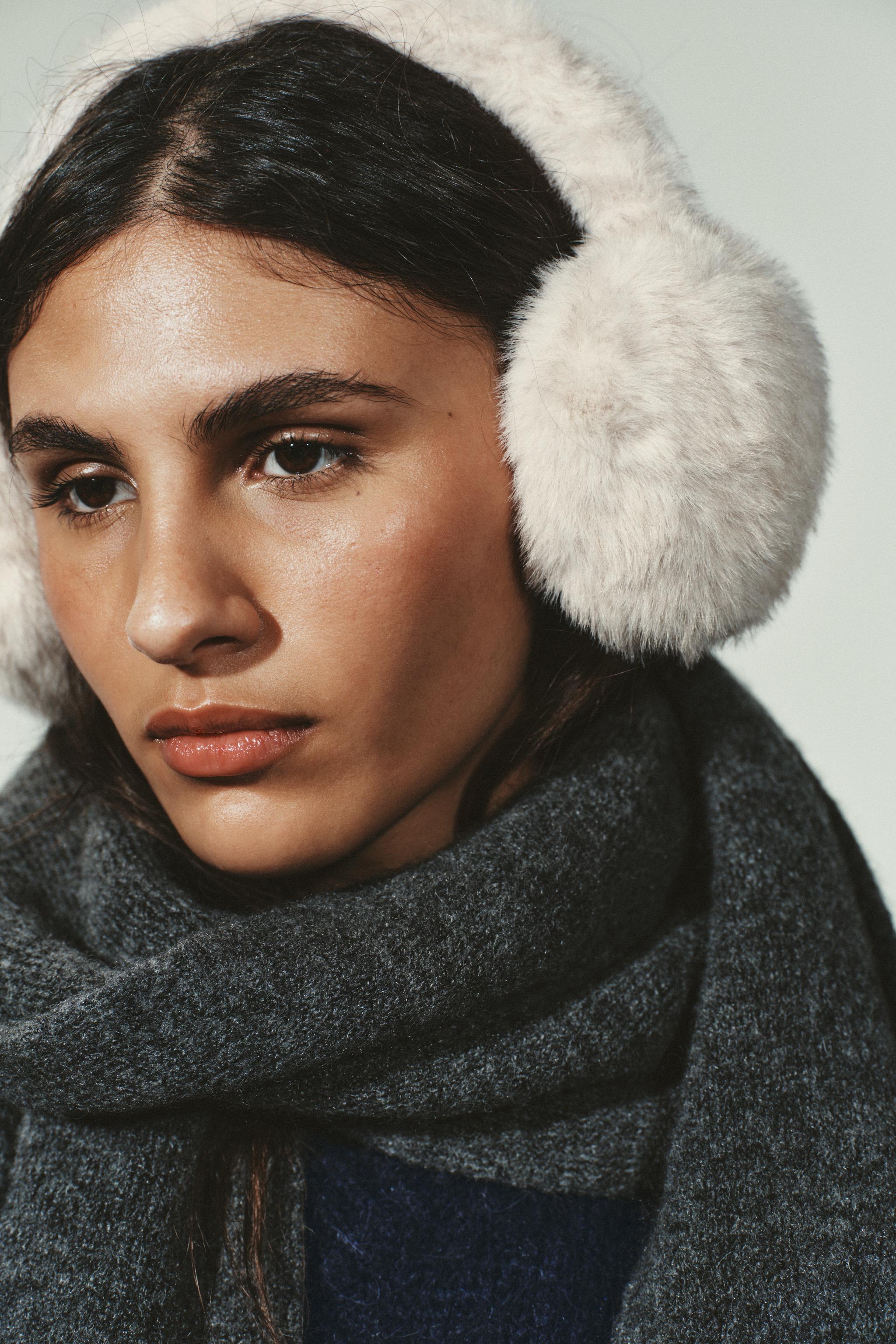 PLAIN FAUX FUR EARMUFFS
